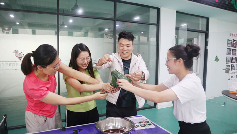品粽香滋味，繪多彩生活 | 寶開舉辦“包粽子 · 繪彩蛋 · 迎端午”主題活動